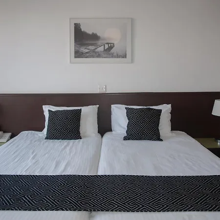 Aparthotel Attic *